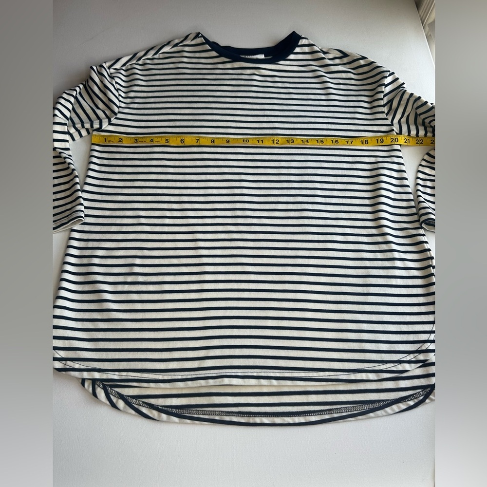 Tuckernuck Pomander Place Long Sleeved Crew Neck Striped Women’s Top Size Small - Picture 5 of 10